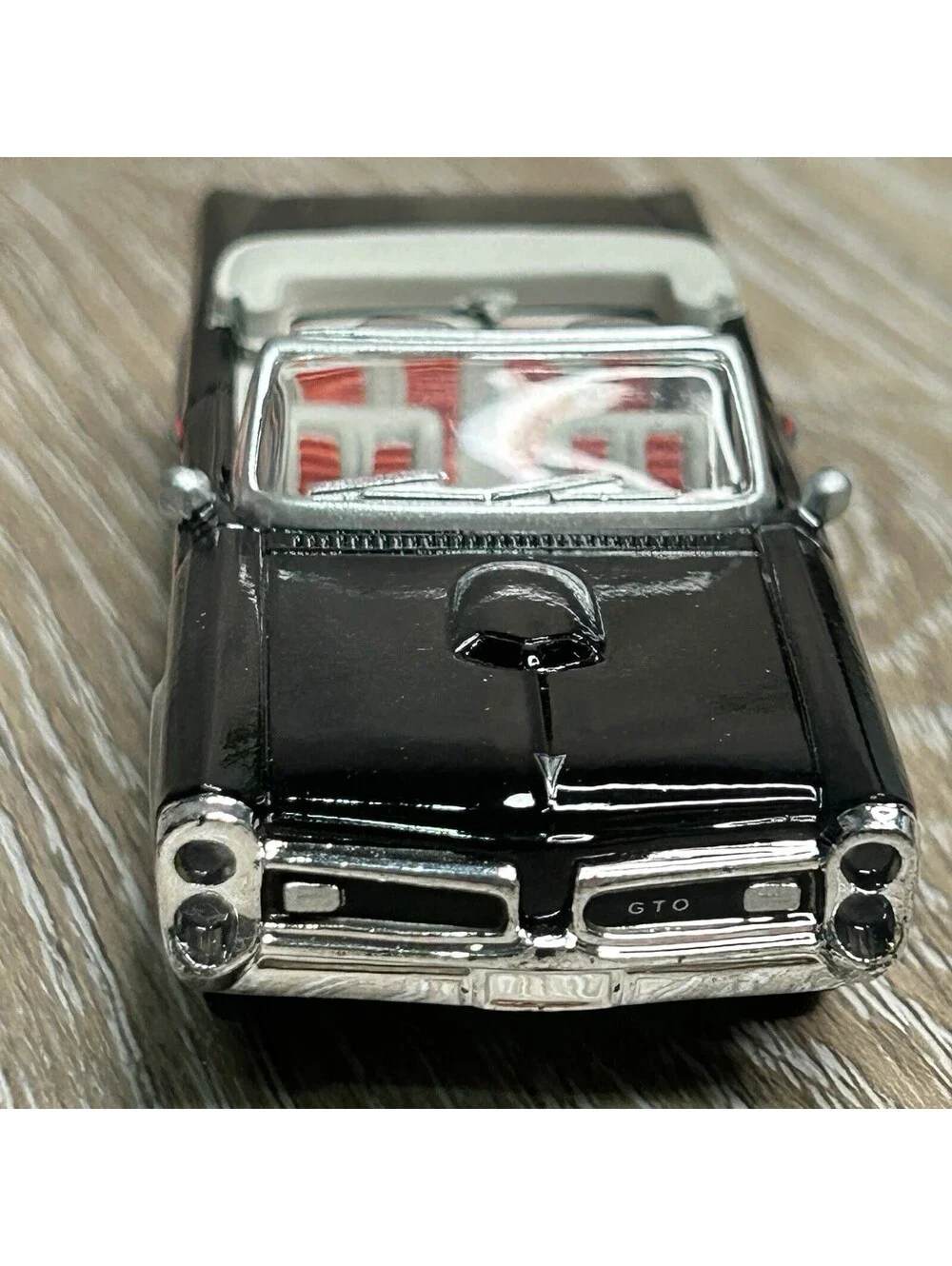 New Ray 1966 Pontiac GTO Convertible 1:43 Diecast Car Black